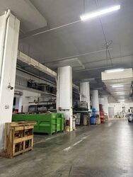 E9 Premium (D27), Factory #568673681